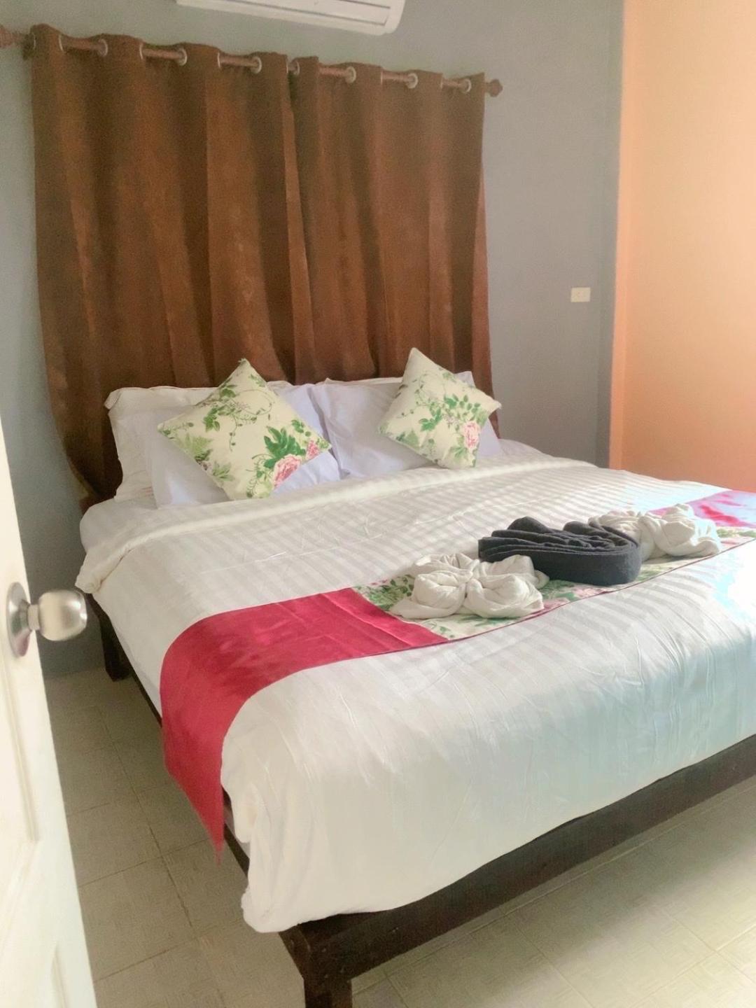 Nin Kantiang Bay Ko Lanta Kültér fotó